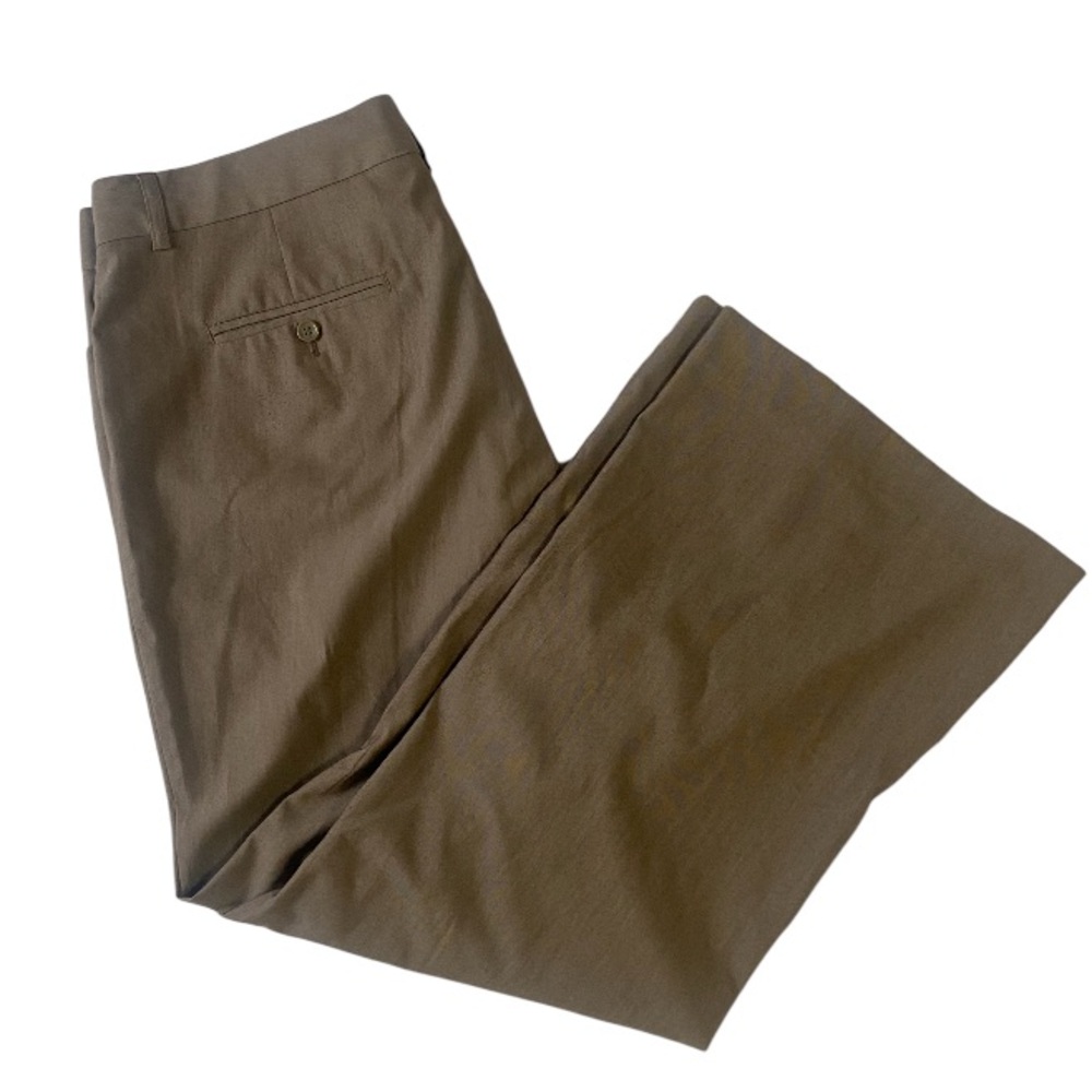 Woman’s wide legged dress pants